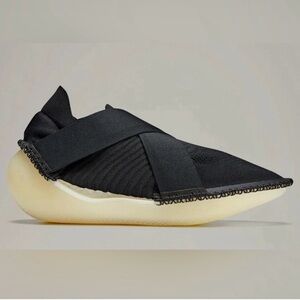 Y-3/Adidas ITOGO Black Sneakers with Cream Accents
